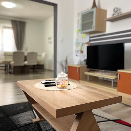 Apartman Marta 자다르 외부 사진