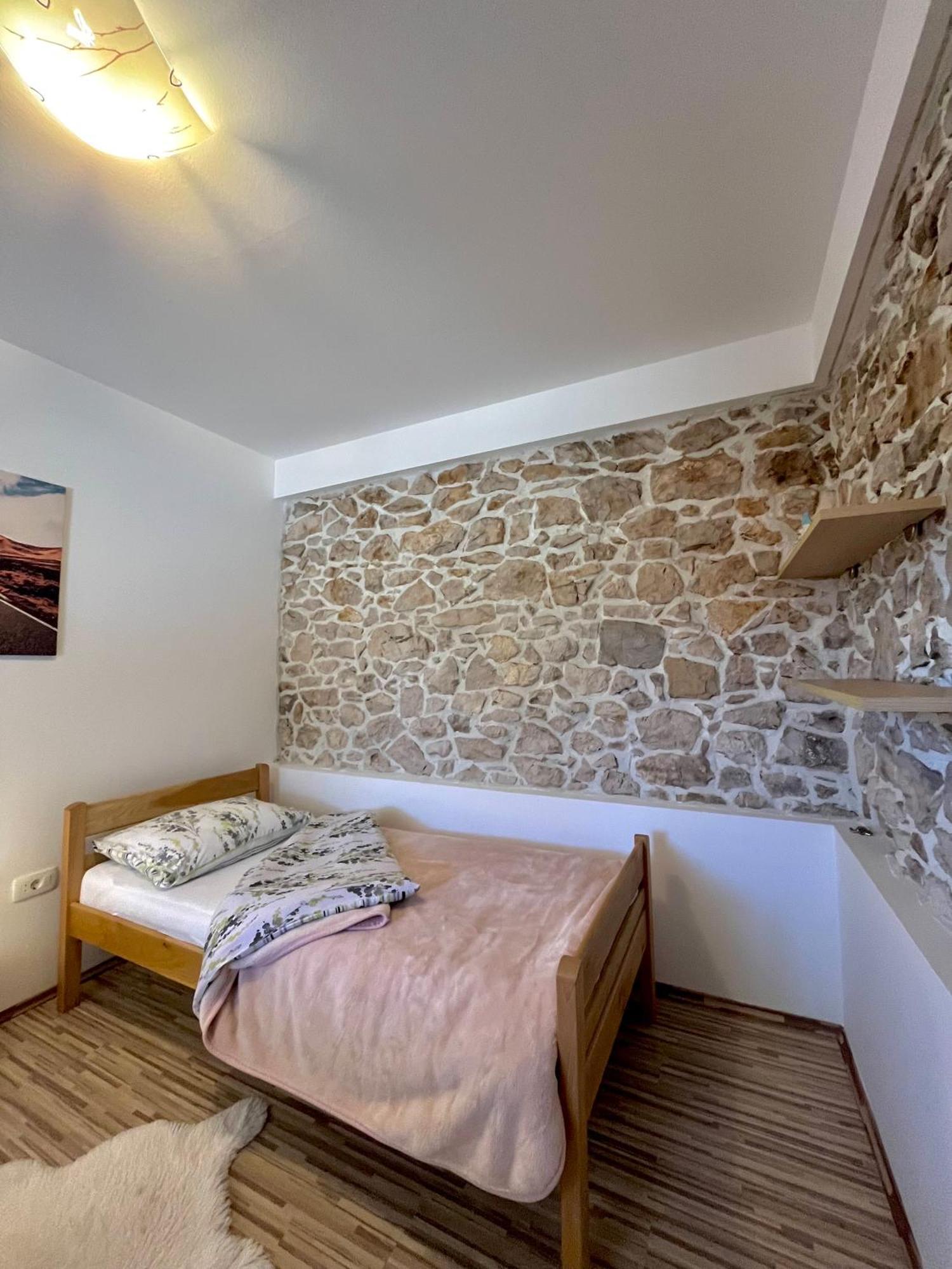 Apartman Marta 자다르 외부 사진