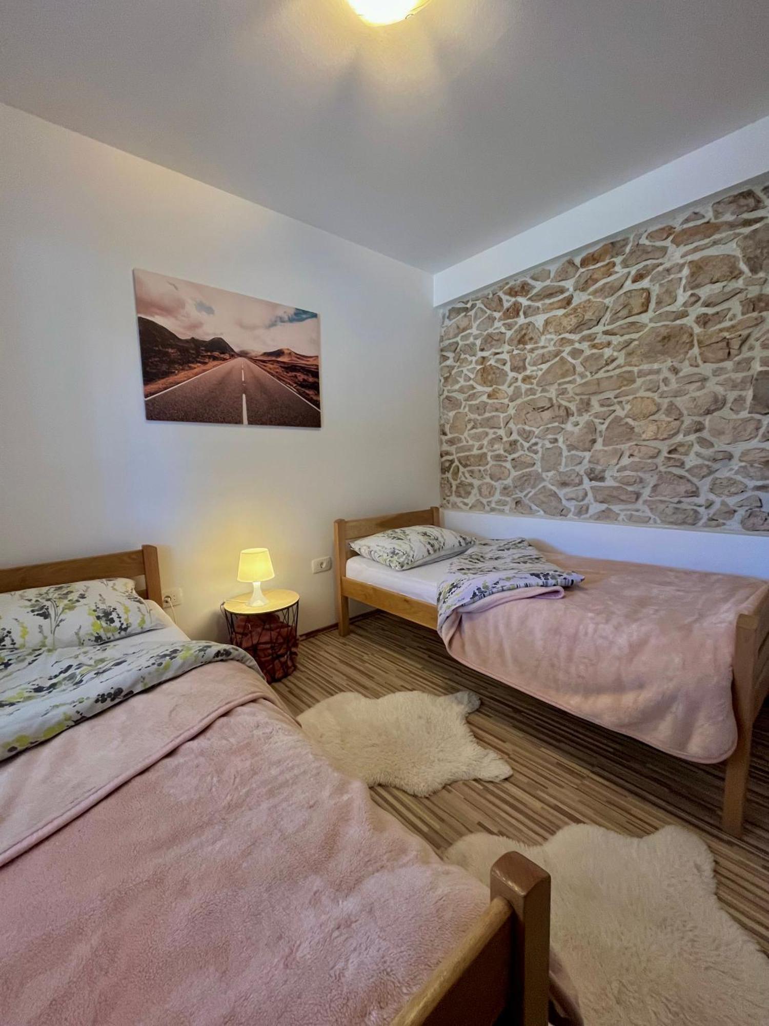 Apartman Marta 자다르 외부 사진