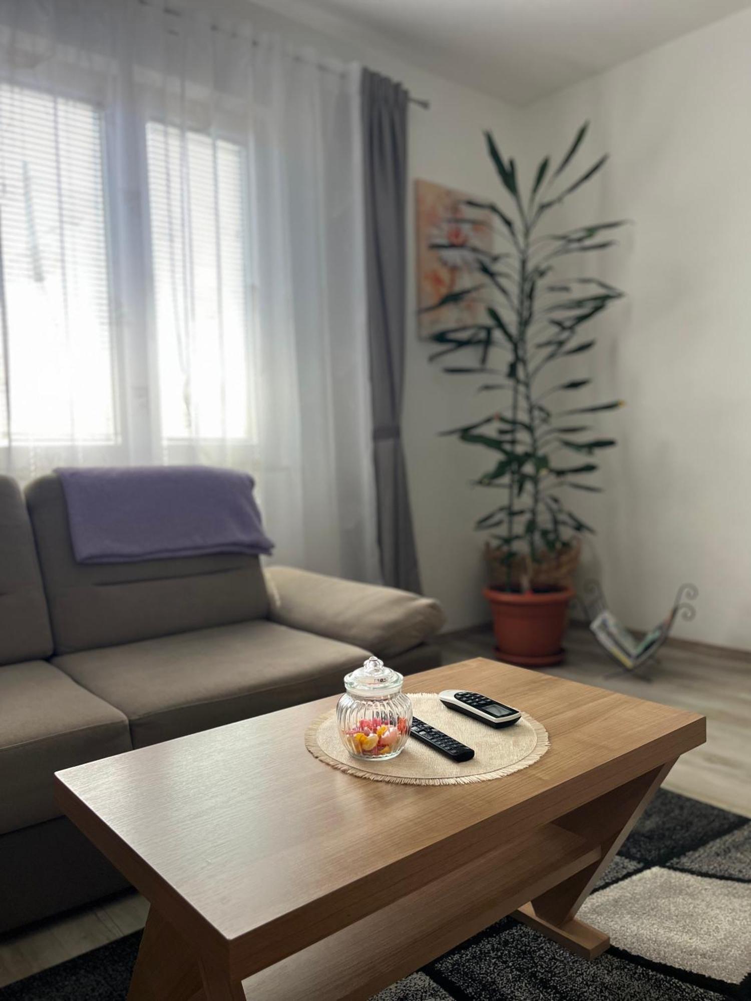 Apartman Marta 자다르 외부 사진