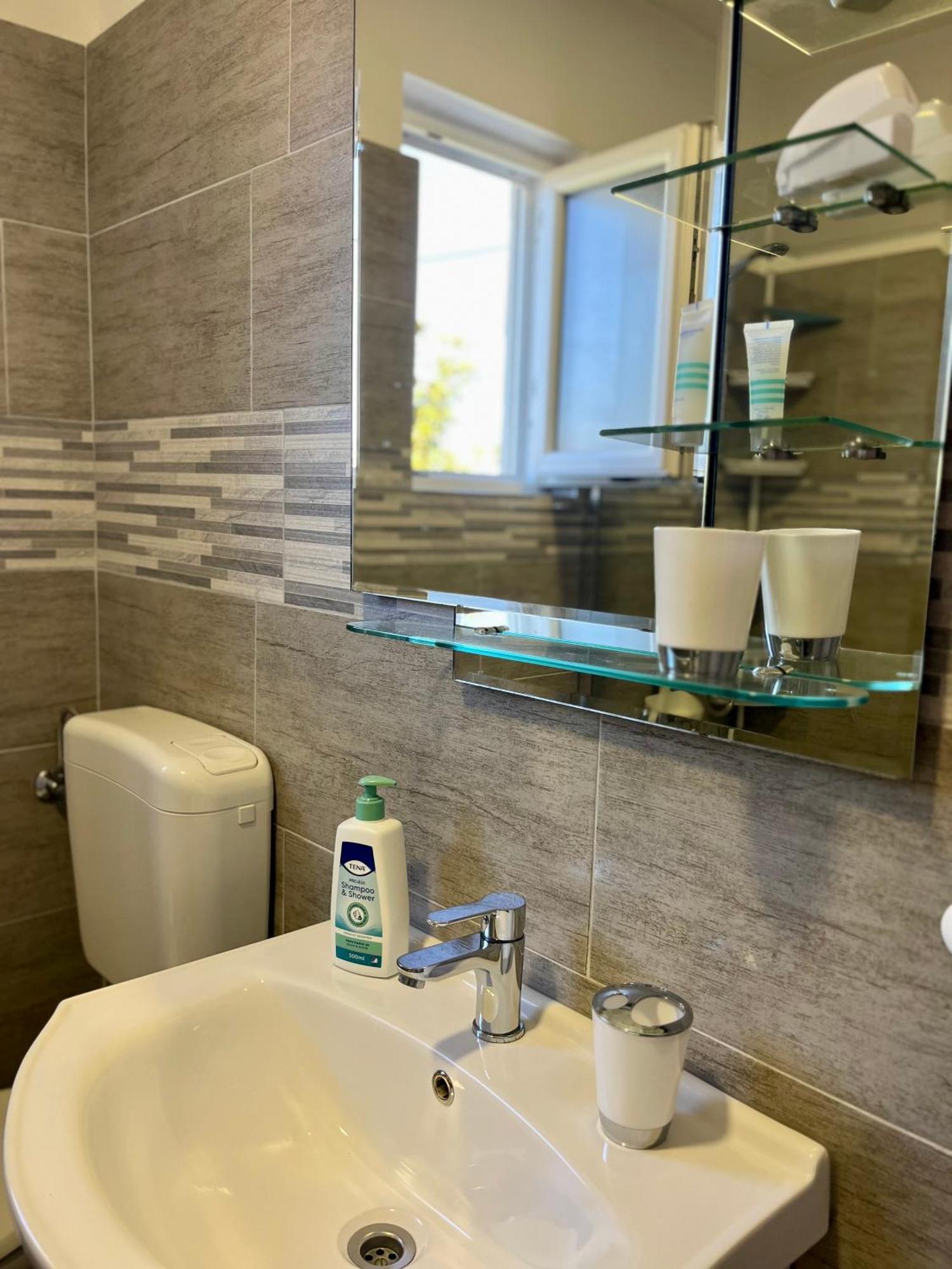 Apartman Marta 자다르 외부 사진