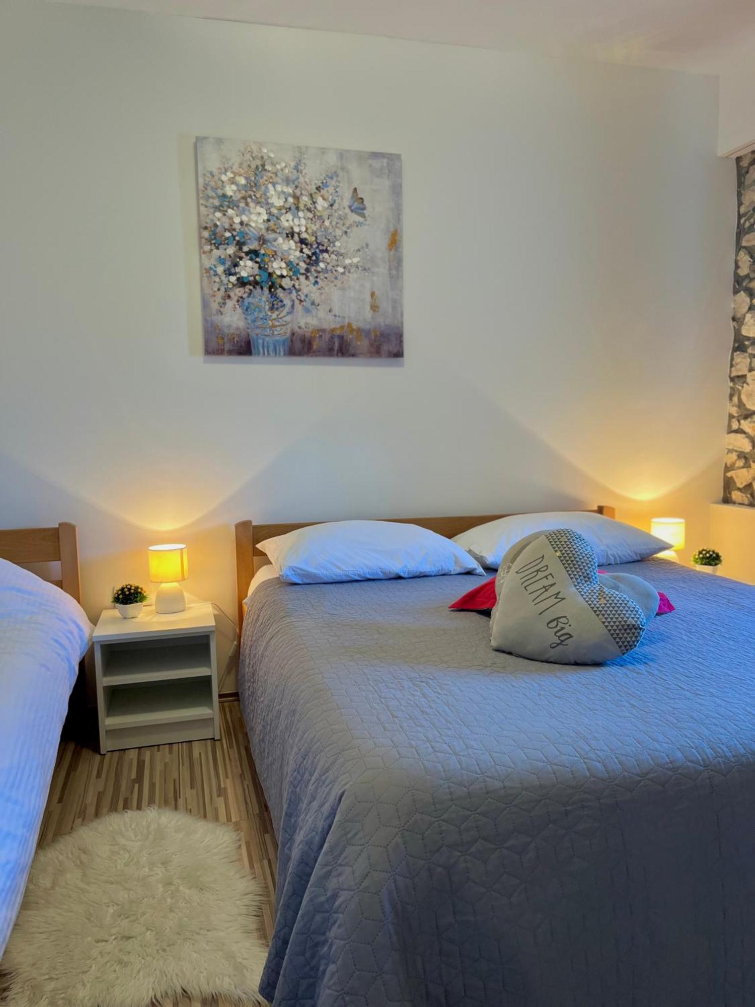 Apartman Marta 자다르 외부 사진