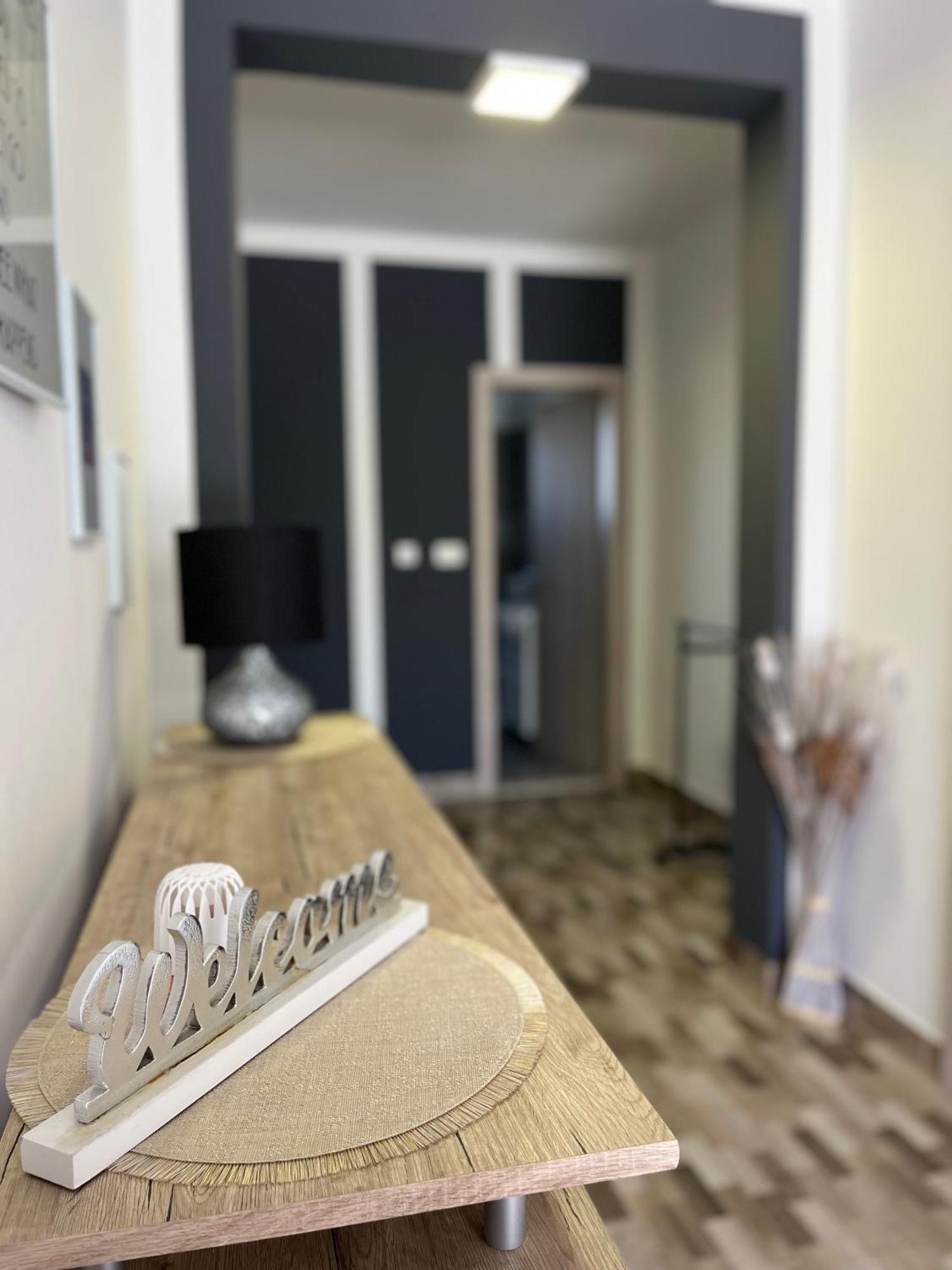 Apartman Marta 자다르 외부 사진