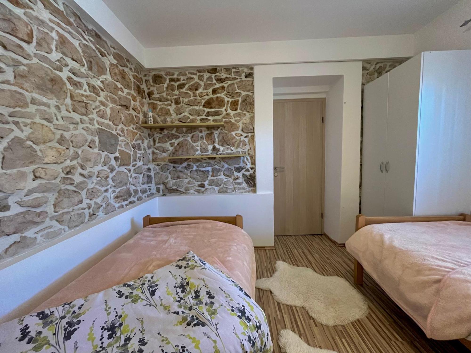 Apartman Marta 자다르 외부 사진