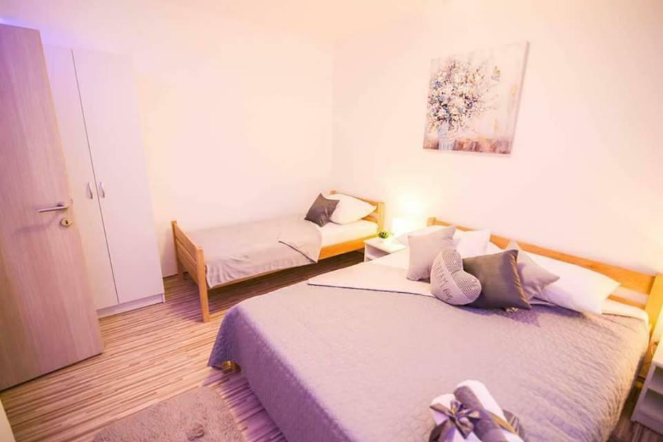Apartman Marta 자다르 외부 사진